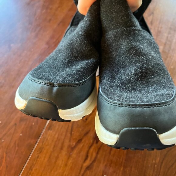 Merrell Womens Cloud Renew Bluff Wool Pull-On Ankle Boot- sz. 9.5 - Picture 2 of 7